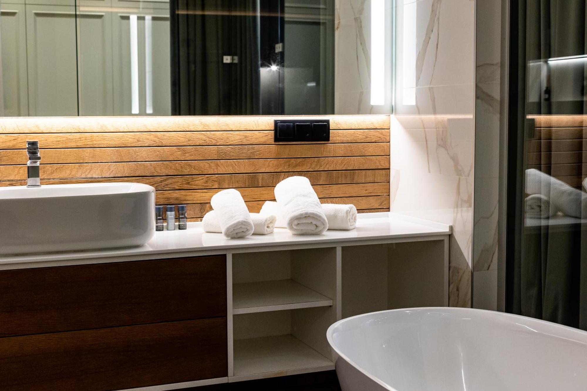 Doroshenka Premium Apartments Львов Экстерьер фото